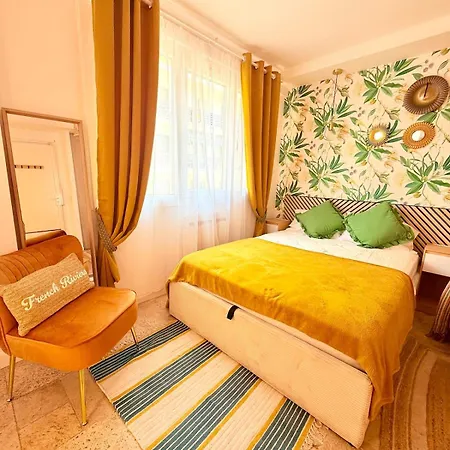 Stylish In The Heart Of -central Location & Contemporary Comfort -wi-fi, Air Conditioning Apartamento Cannes