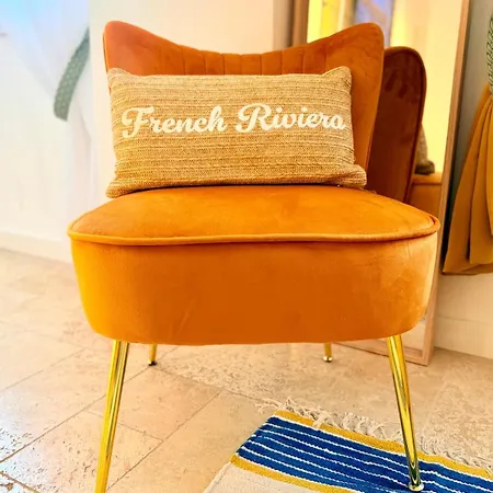 Stylish In The Heart Of -central Location & Contemporary Comfort -wi-fi, Air Conditioning * Cannes